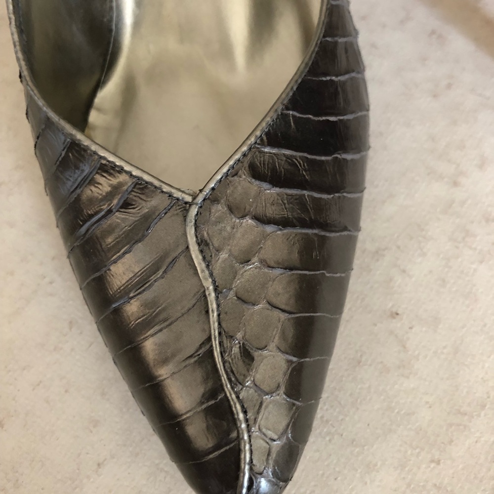 Maserati Vintage Bronze Snakeskin Pumps. Heels 3.5 Size 8.5.. Pointed Toe. - Picture 4 of 9